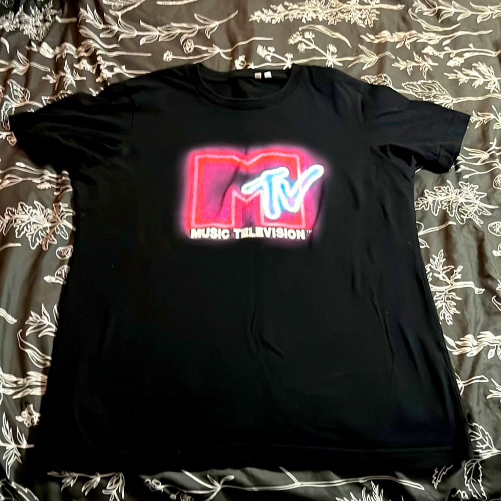 MTV tshirt
